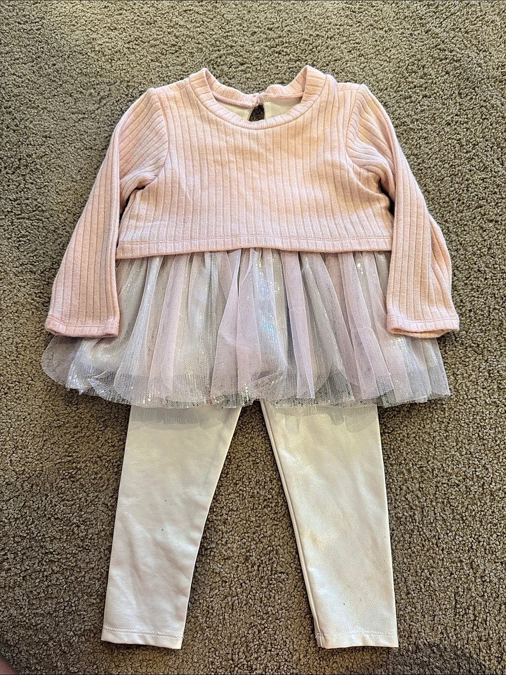 Isobella & Chloe Girls 4T Pink & White Sequin Tulle Set Like New